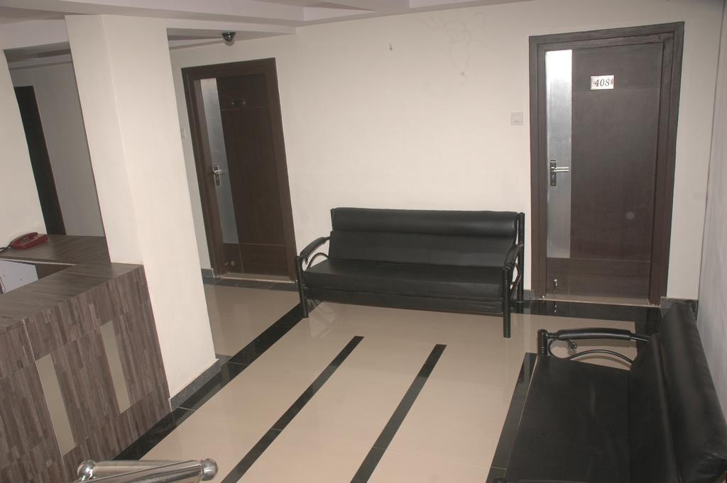 Hotel Sapphire Junagadh Exterior foto