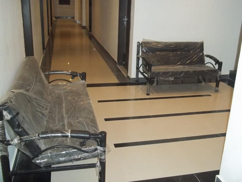 Hotel Sapphire Junagadh Exterior foto