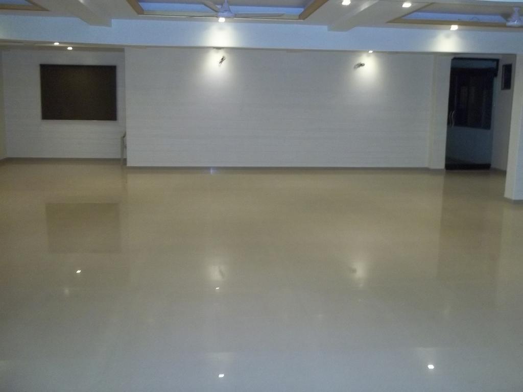 Hotel Sapphire Junagadh Exterior foto